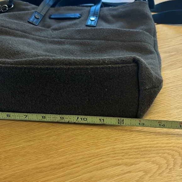 Sherpani Brown Crossbody Bag - Picture 9 of 11